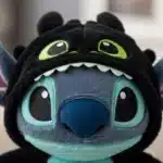 Pelúcia Stitch Fantasia Banguela 30cm - Imagem 3